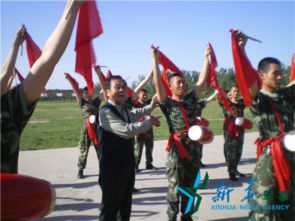 七旬退伍老兵拥军20年为百余部队做文艺辅导 组图