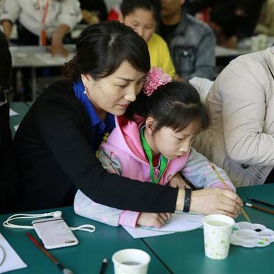 上海市慈善基金会网站-第十届上海市“慈善之星”当选个人:奚英