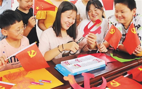 义务辅导队 点亮希望，传递温暖