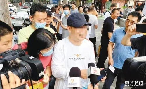 “高考工厂”毛坦厂的万象图谱 陪读、神树与义务辅导背后的教育生态